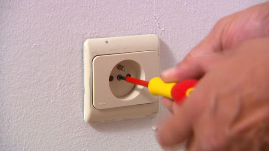 Stopcontact verplaatsen