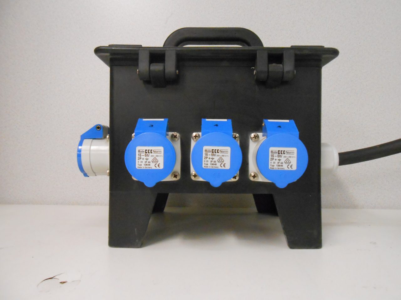 Bals COMBI 1023 AFCE: Stroomverdeelkast draagbaar rubber 250x210mm - Image 3