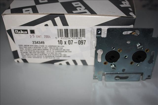 SOKKEL AANSL 2xLUIDSPR